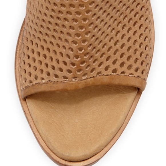 Rag and bone Wyatt sandals 7.5(37.5) in EUC - Picture 3 of 8